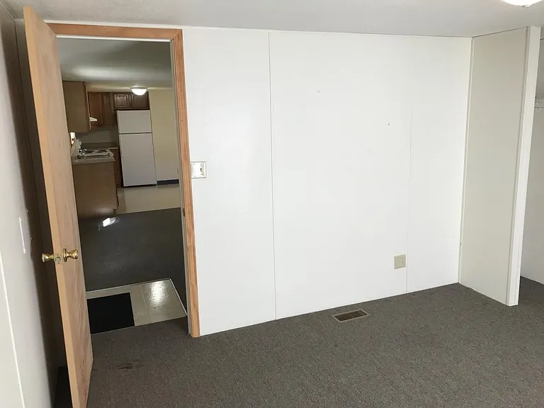 7600 Heatherstone Dr #10 — Photo 5