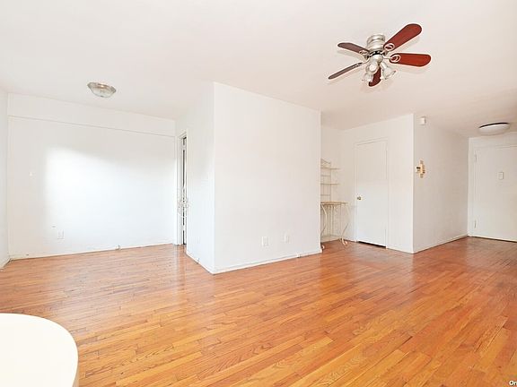 4th image of 20 Hill Park Ave APT 1H