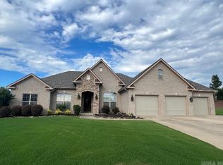 4800 Peterson Cv, Conway, AR 72034