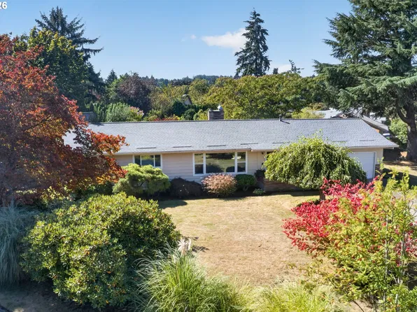 10690 SW Fairhaven St, Tigard, OR 97223