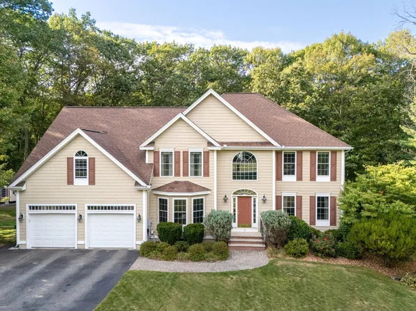 10 Poplar Road, Windham, NH 03087