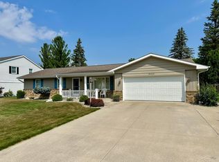 5120 Glenfield Dr, Saginaw, MI