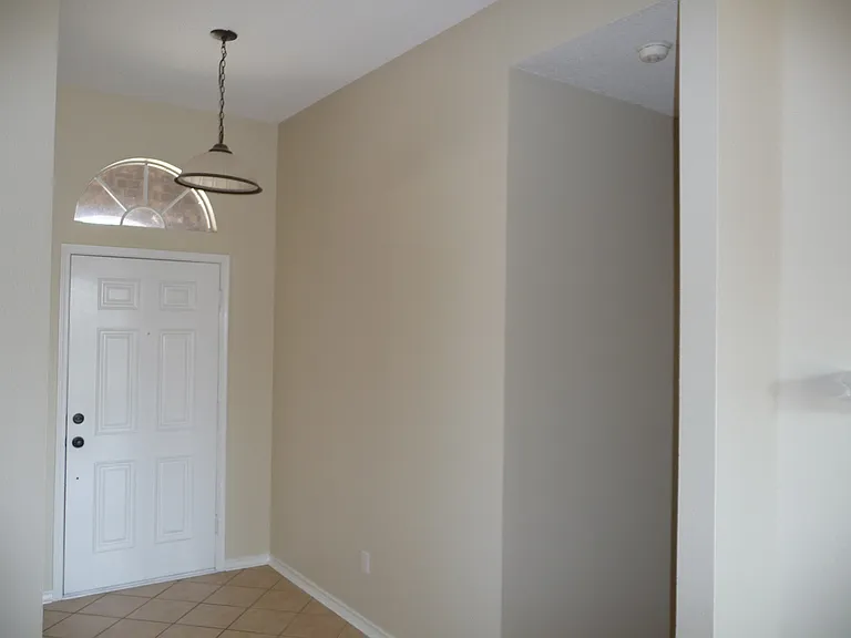 5601 Tulip Dr — Photo 15