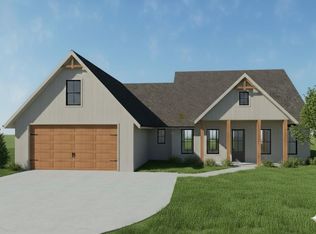 957 Roundtop Rd, Ellijay, GA 30540