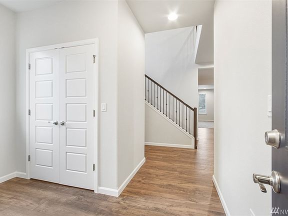 3rd image of 8405 52nd Ct NE