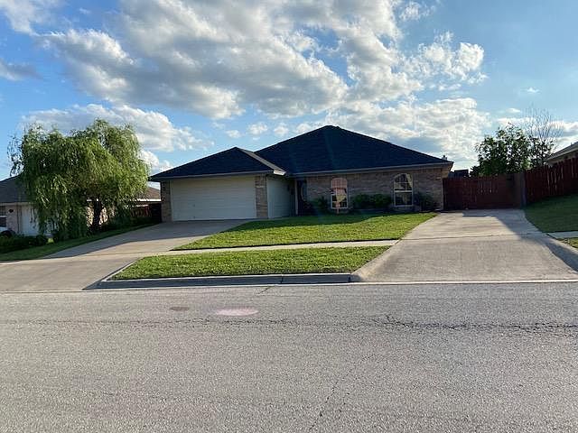 1st image of 5411 Shawn Dr #5411
