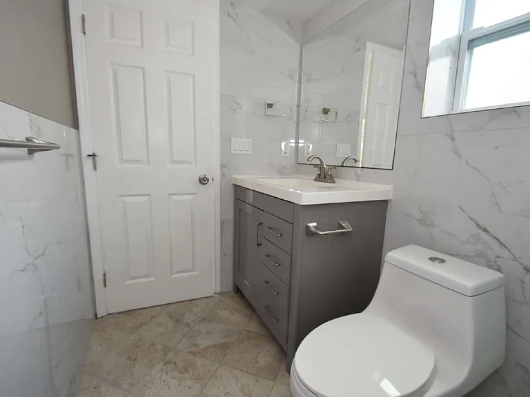 403 N Oleander Ave #B — Photo 22
