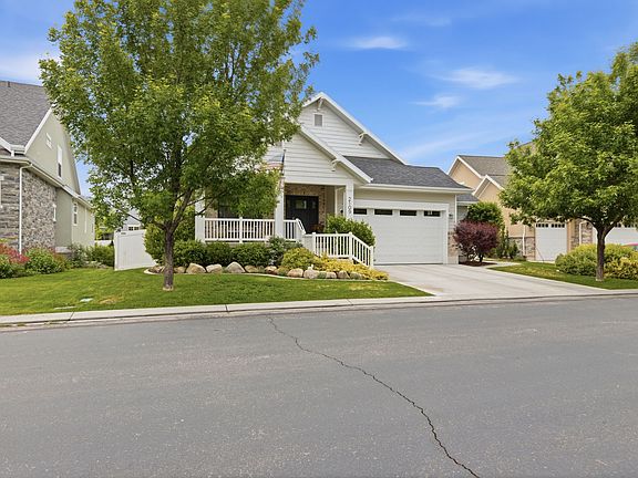 2nd image of 2109 W Sunflower Ln