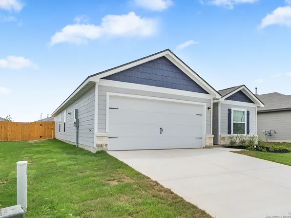 11832 Luckey Villa, San Antonio, TX 78252