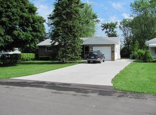 4555 Morgan Pkwy, Hamburg, NY 14075