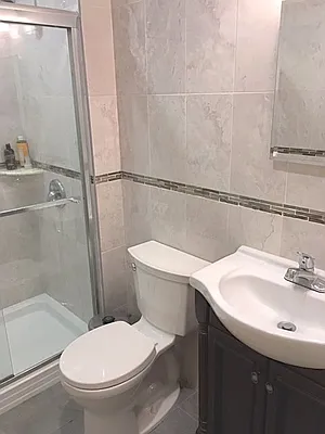 Rented by NY Space Finders Inc. | media 21