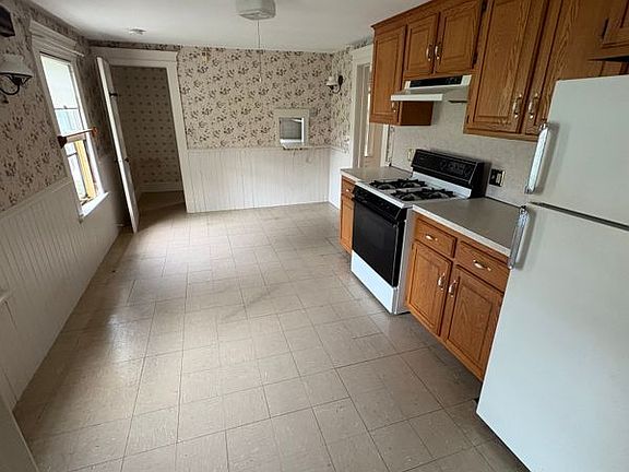5th image of 47 Jaenicke Ln #B