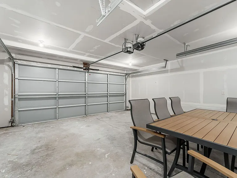 1205 S 7th Ave — Photo 37