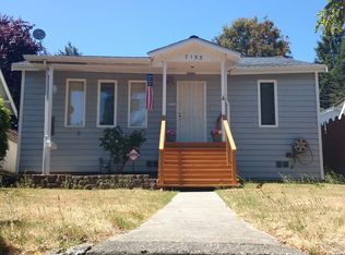 7153 32nd Ave SW, Seattle, WA 98126