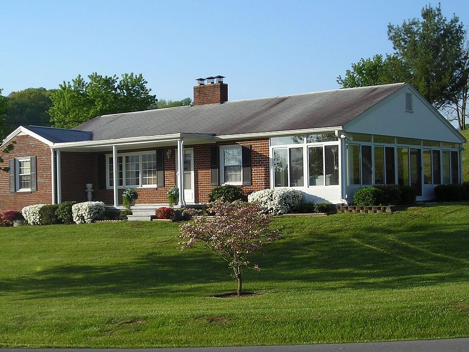 1st image of 2332 Brandon Ln