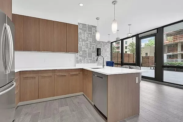 Rented by REAL New York | media 12