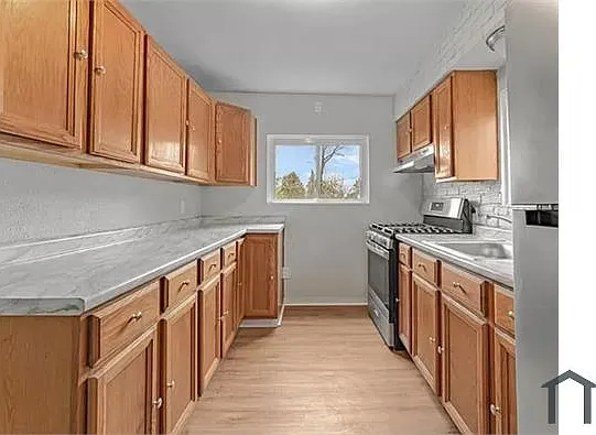 653 Illinois Ave — Photo 5