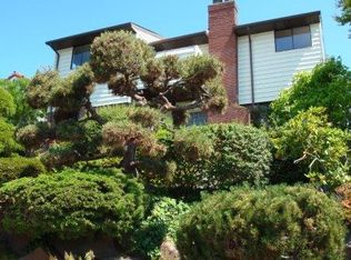 2320 W Viewmont Way W, Seattle, WA 98199
