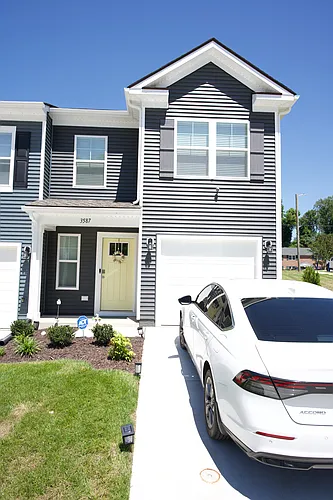 3587 Perrins Hill Way Photo 1