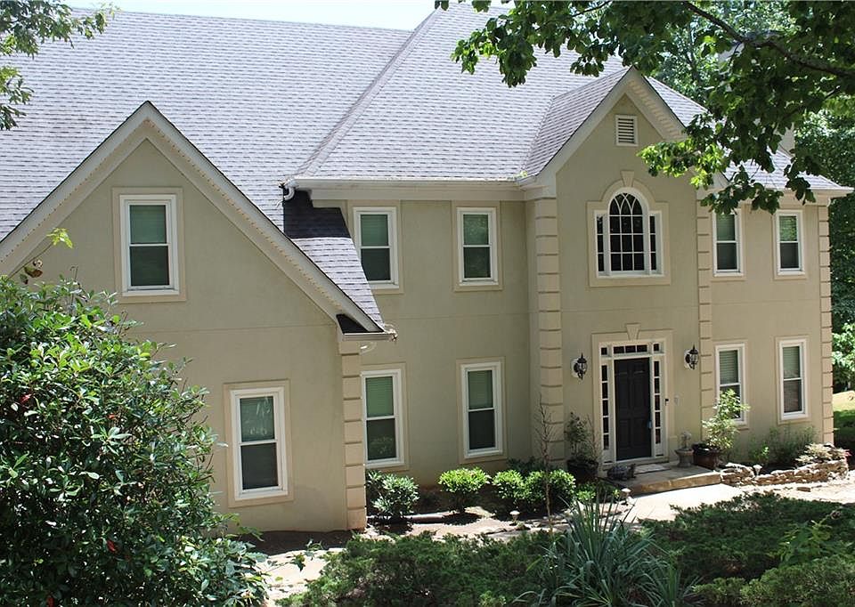 1st image of 786 Oak Trail Dr N