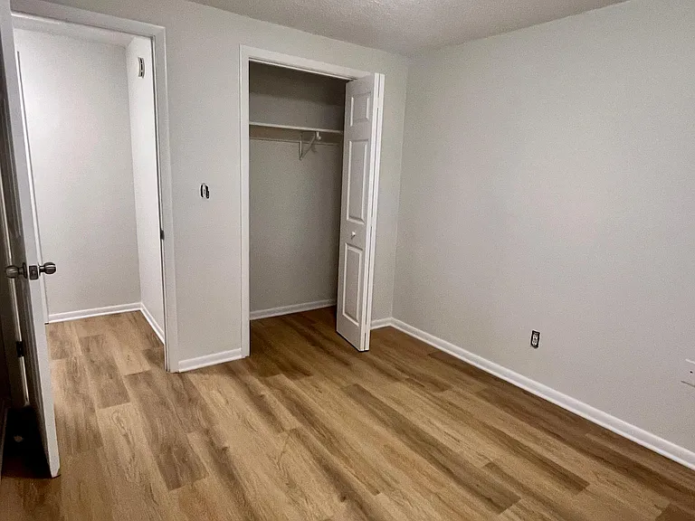 9801 N Aster Ave #A — Photo 11