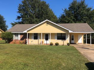 342 Thornton Dr, Columbus, MS 39702