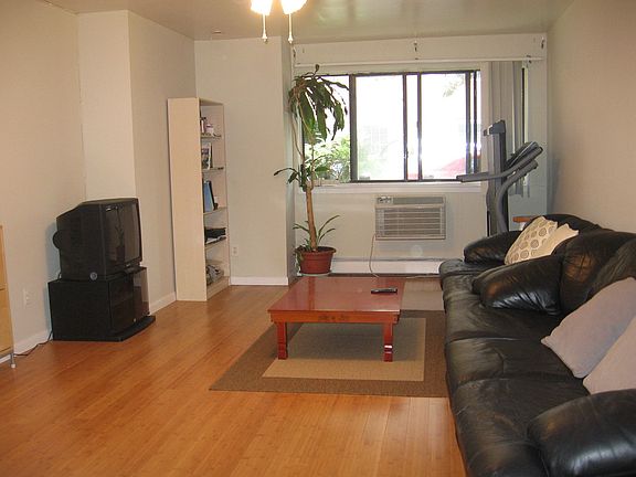 3rd image of 7136 163rd St #1