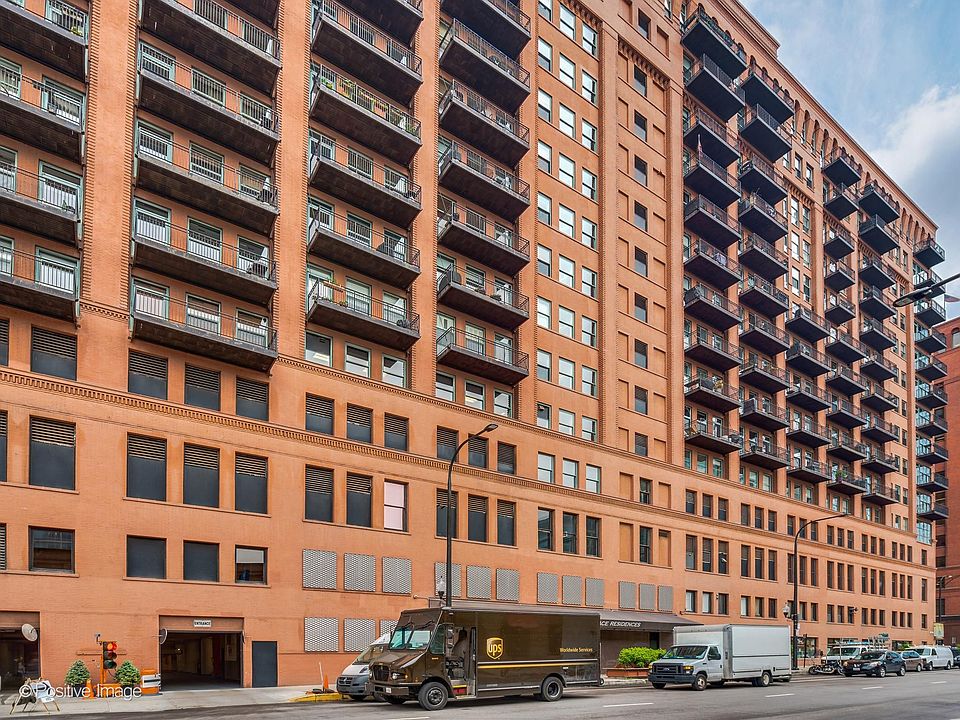1st image of 165 N Canal St APT 815