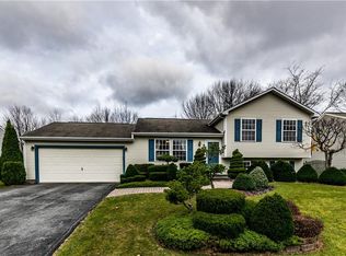 5715 Boulia Dr, Clay, NY 13041