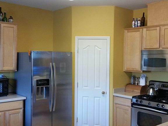 4th image of 1711 Shoreline Dr