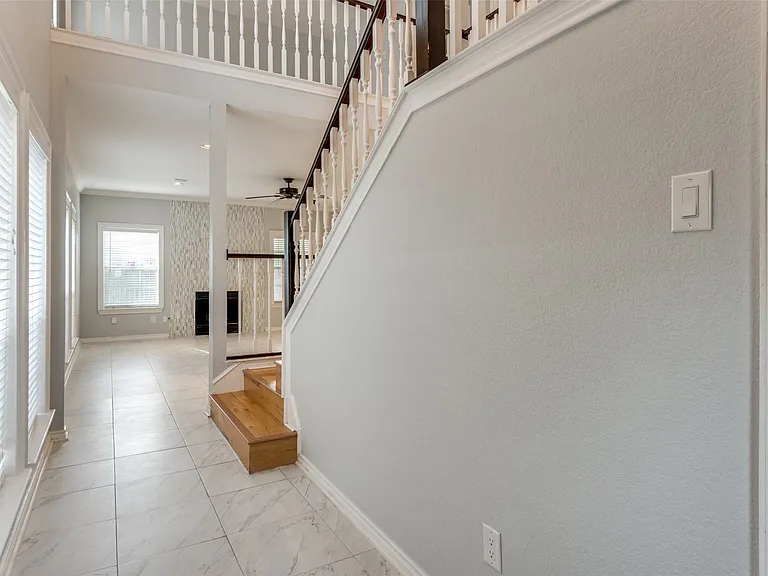 4239 N Capistrano Dr — Photo 5