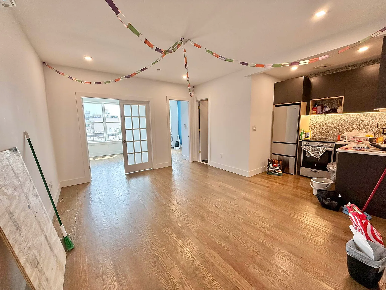 224 Hawthorne Street — Photo 2