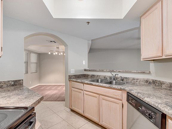 5th image of 5104 N 32nd St Unit 243