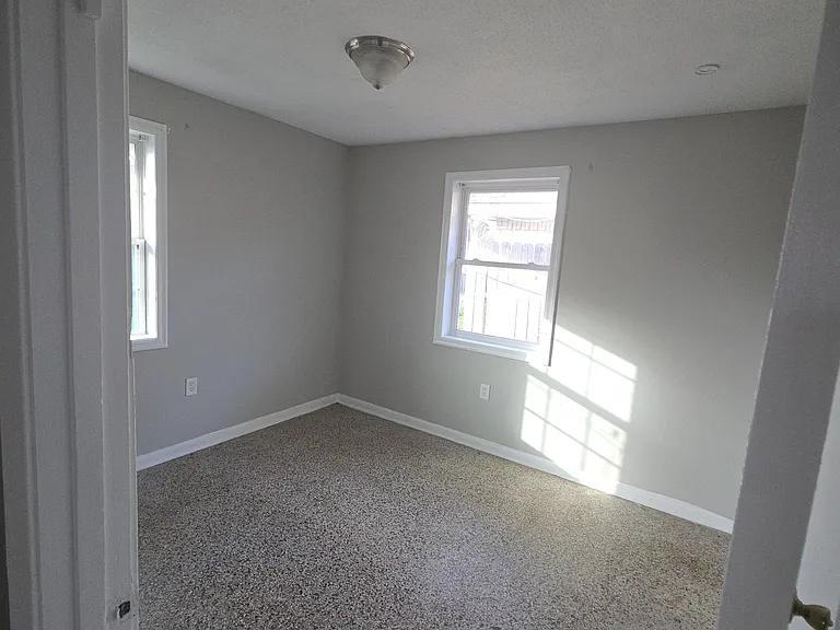 310 Helen St #310 — Photo 8