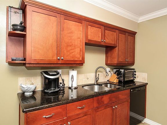 4th image of 4624 30th St #1