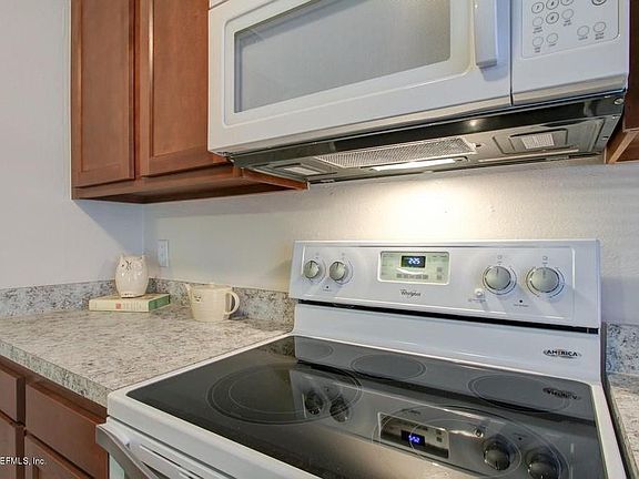 4th image of 2419 W Lourdes Dr