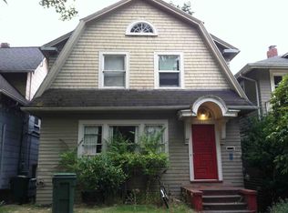 5231 12th Ave NE, Seattle, WA 98105