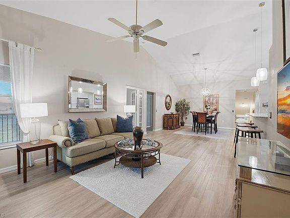 5th image of 6810 Huntington Lakes CIR #202