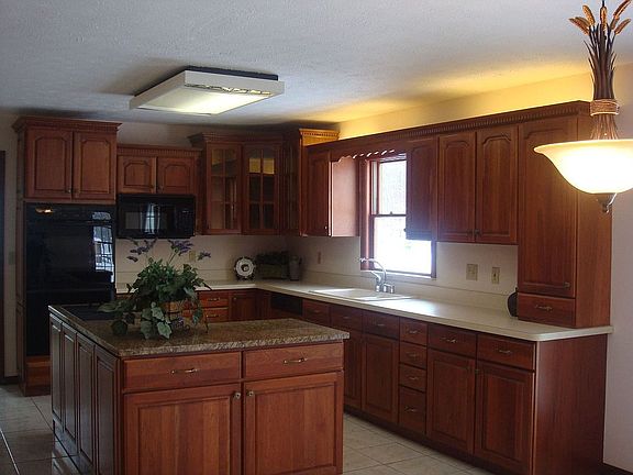 3rd image of 4522 Glen Eagle Dr