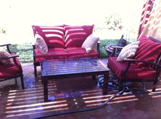 27458 Onlee Ave, Santa Clarita, CA 91350