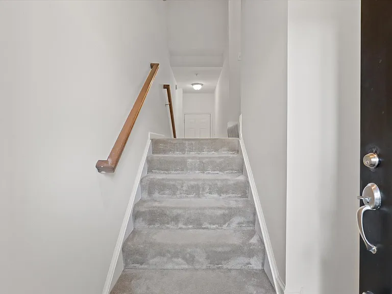 14766 Malloy Ct — Photo 6