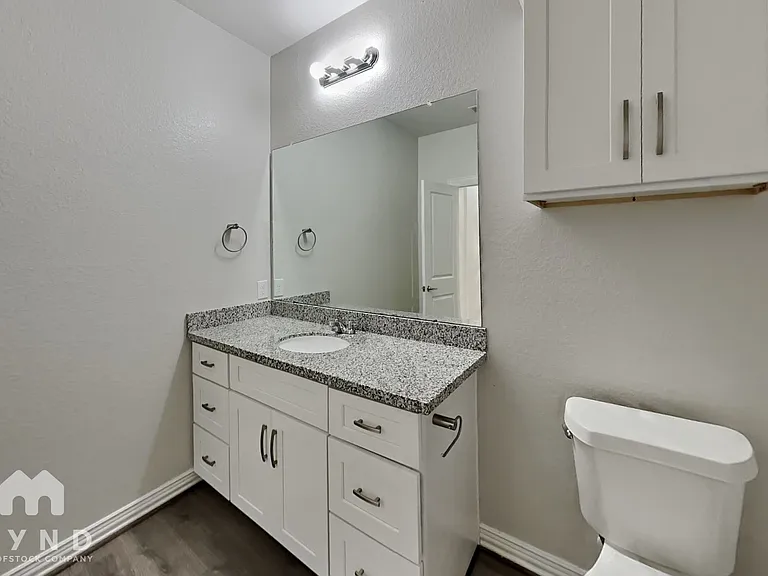 10401 Cathedral Dr #B — Photo 11
