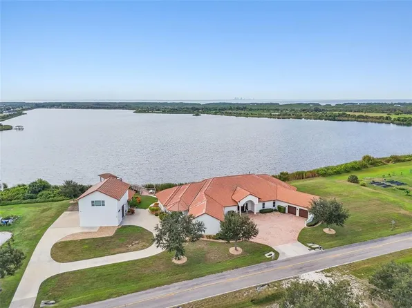 3215 Gulf City Rd, Ruskin, FL 33570