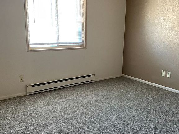 3rd image of 719 E Cavour Ave APT 12