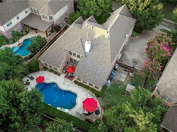 2nd image of 3010 Voltaire Blvd