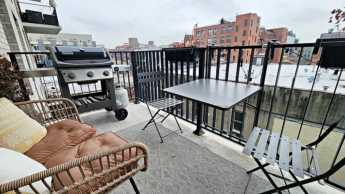 Rented by Compass | media 2