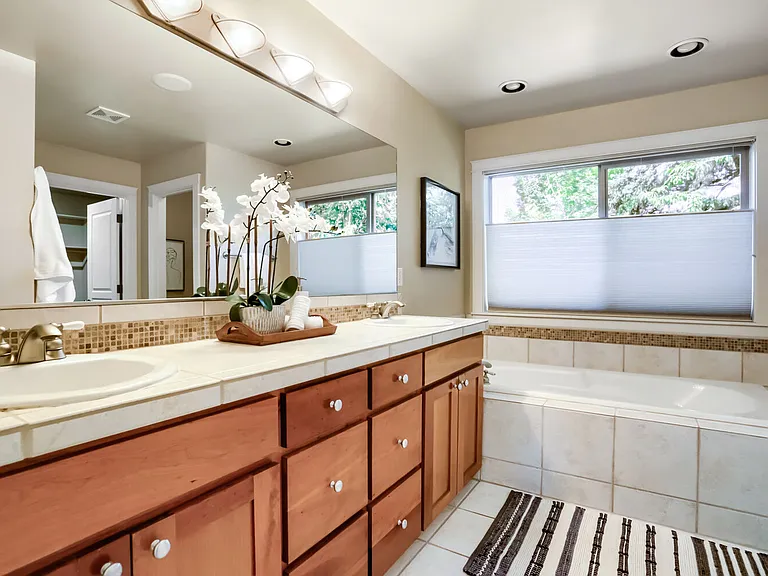 13109 SE Snowfire Dr — Photo 16