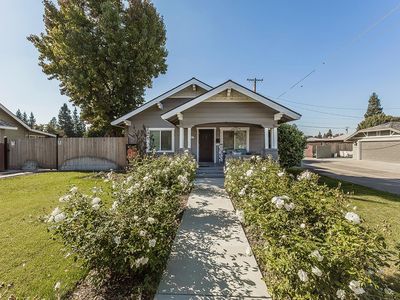 2233 14th Ave, Kingsburg, CA, 93631