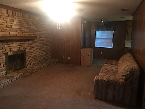 3rd image of 248 Harrington Dr