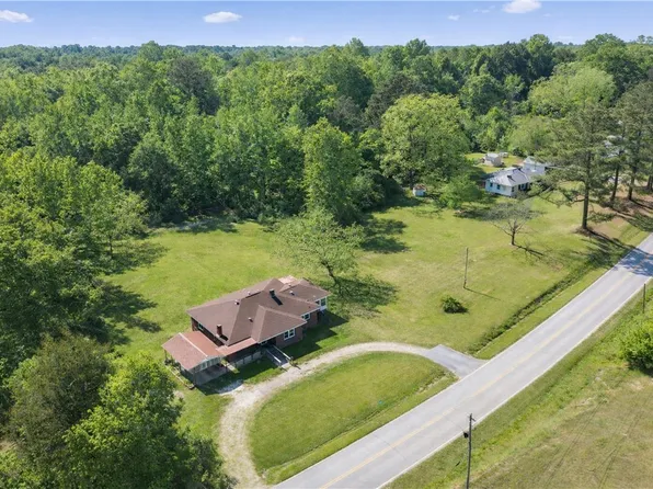 1318 S Main St, Abbeville, SC 29620